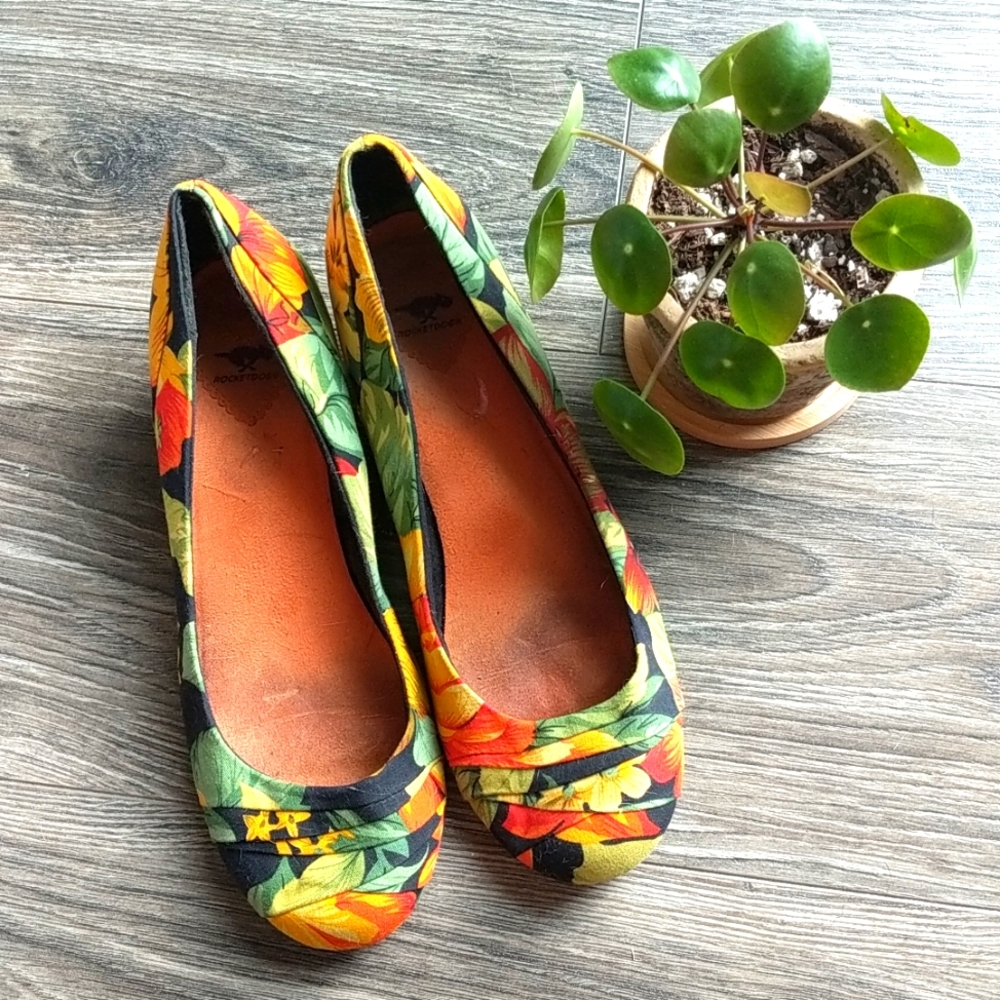 Floral Rattan Rocket Dog Flats - Picture 2 of 8